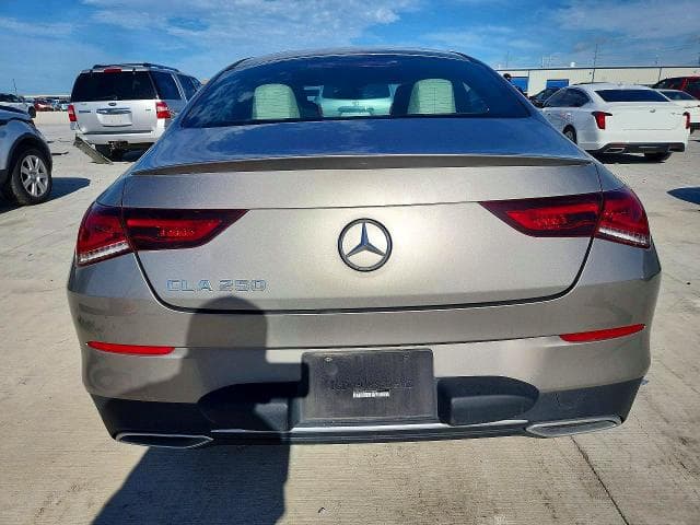2020 MERCEDES-BENZ CLA 250 6