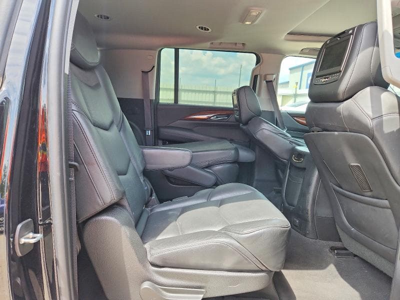 2018 CADILLAC ESCALADE ESV LUXURY 11
