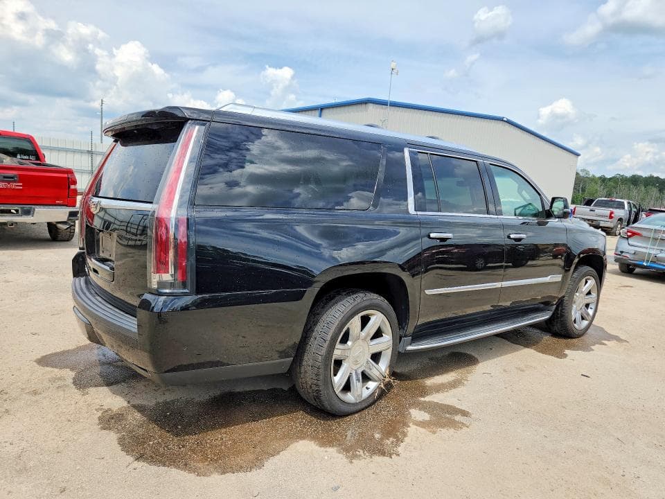 2018 CADILLAC ESCALADE ESV LUXURY 3