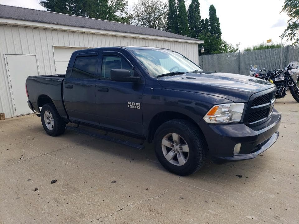 2016 RAM 1500 ST 4