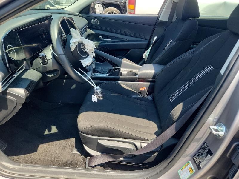 2025 HYUNDAI ELANTRA SEL 7