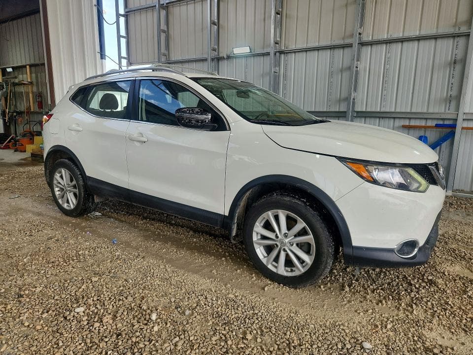 2017 NISSAN ROGUE 4