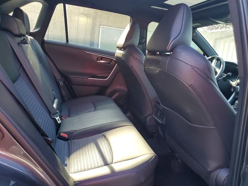 2024 TOYOTA RAV4 XSE 11