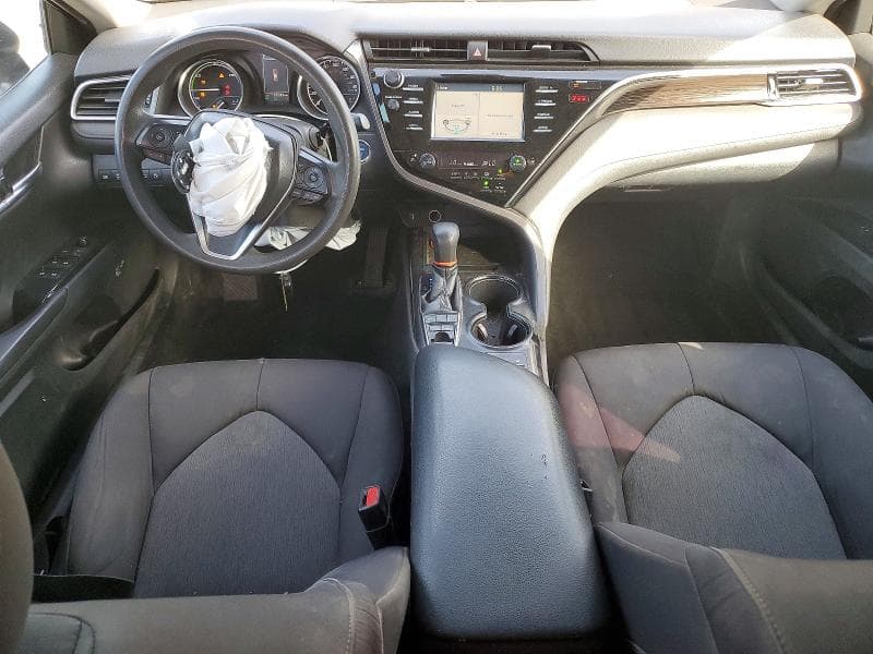 2018 TOYOTA CAMRY LE 8