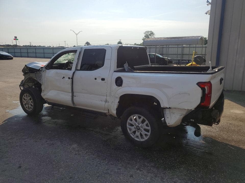 2024 TOYOTA TACOMA SR 2