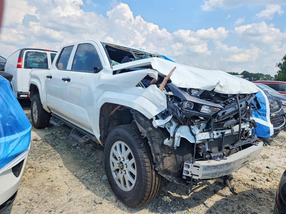 2024 TOYOTA TACOMA SR 4