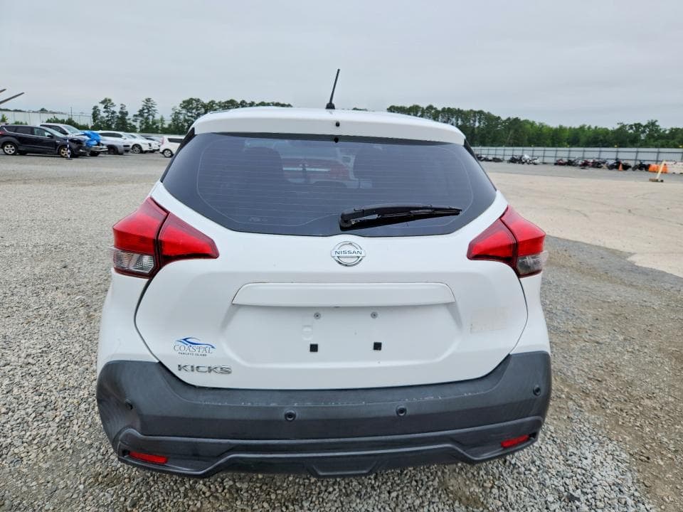 2020 NISSAN KICKS S S 6