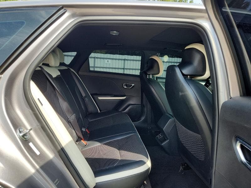 2026 KIA K4 GT LINE GT LINE 10