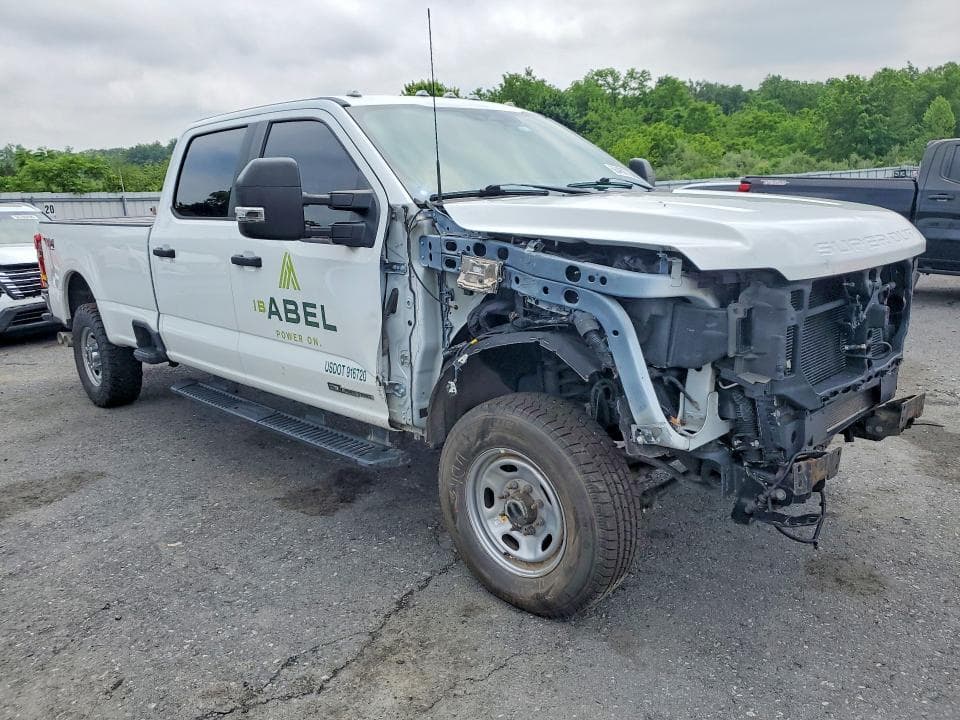 2023 FORD F-250 SUPER DUTY 4