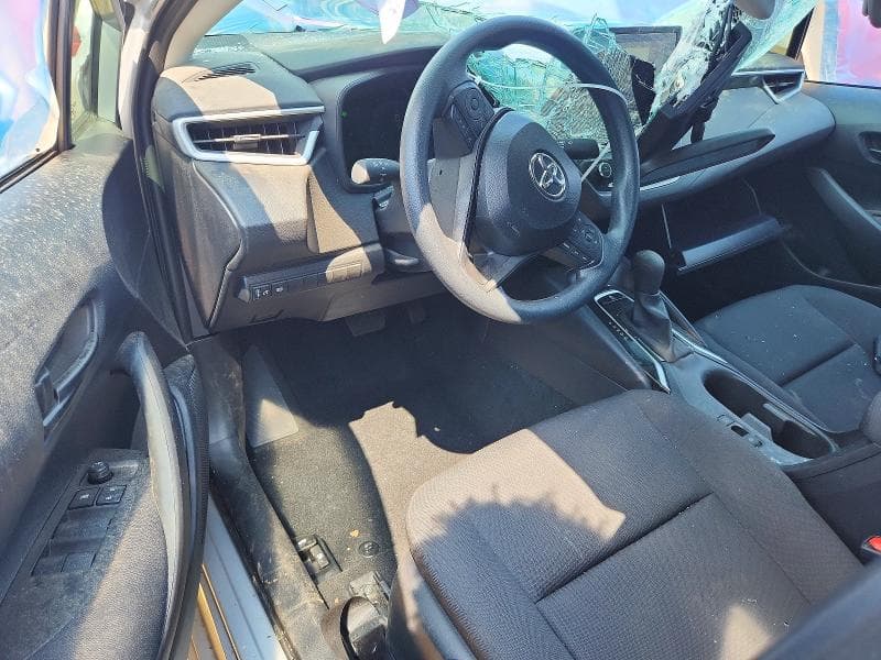 2026 TOYOTA COROLLA LE LE 8