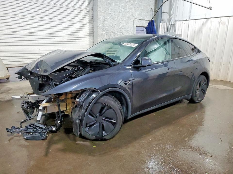 2026 TESLA MODEL Y - 1