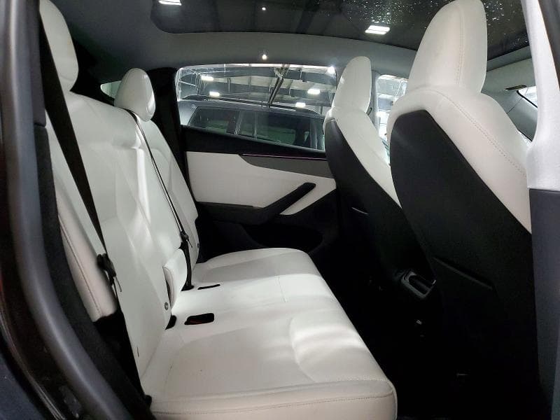 2026 TESLA MODEL Y 11