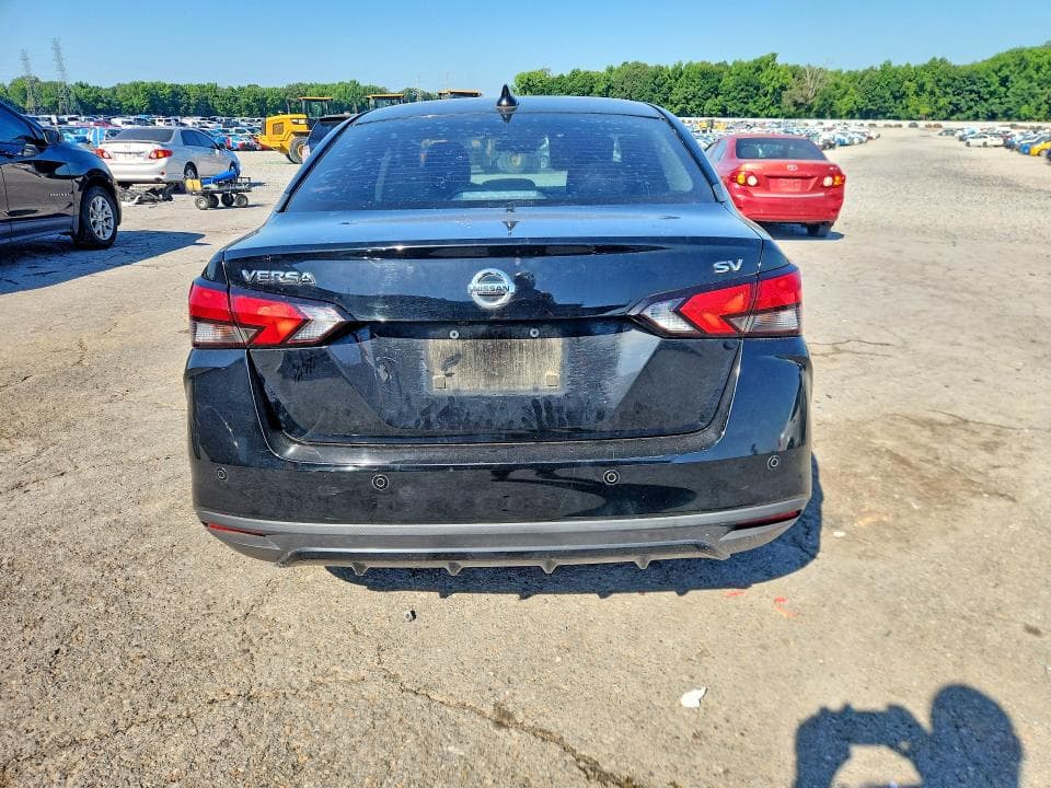2020 NISSAN VERSA SV 6