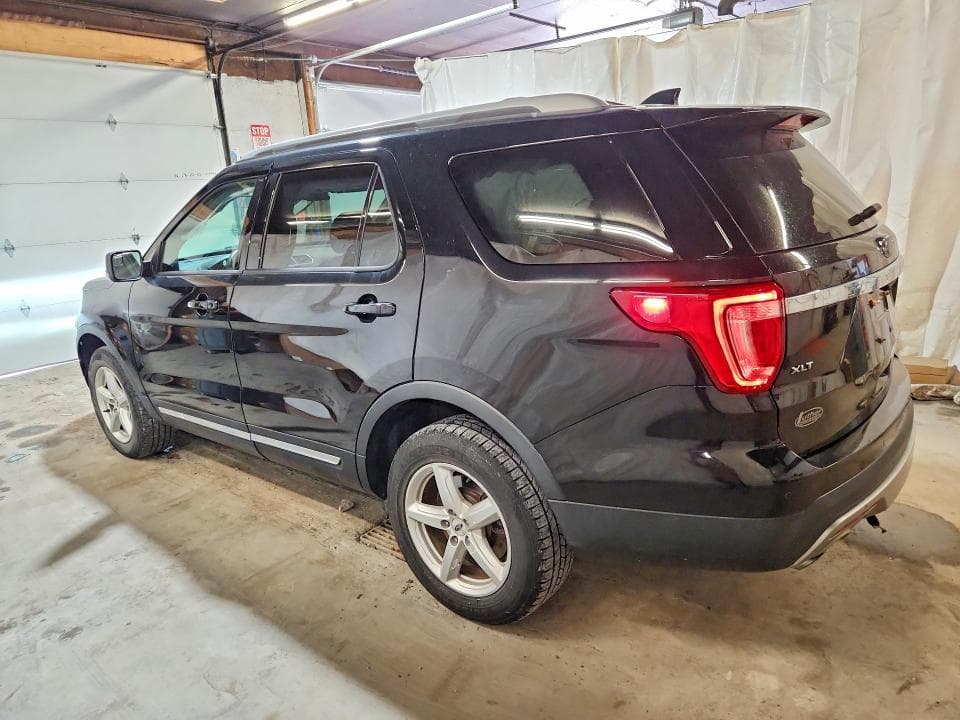 2017 FORD EXPLORER XLT 2
