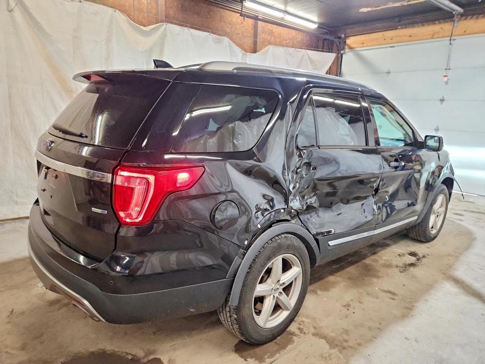 2017 FORD EXPLORER XLT 3
