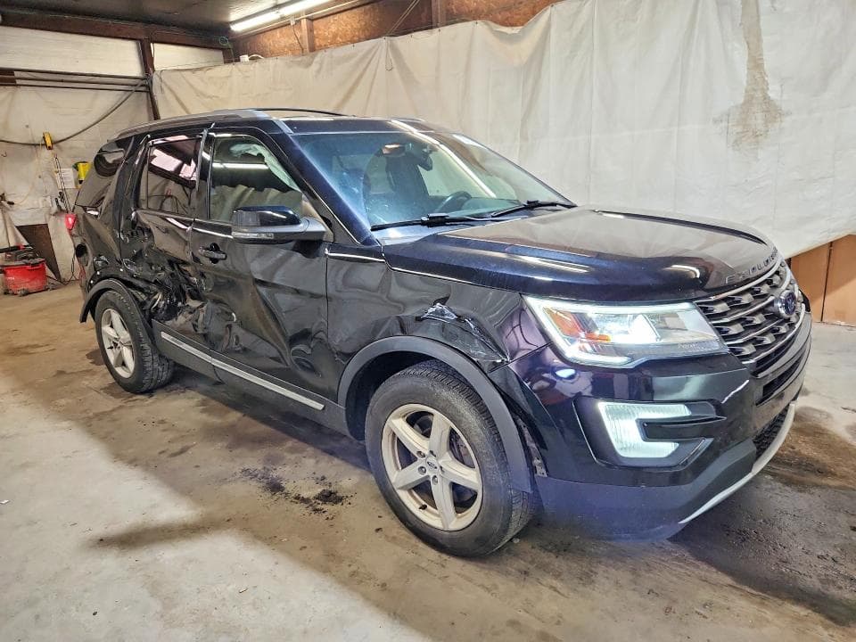 2017 FORD EXPLORER XLT 4