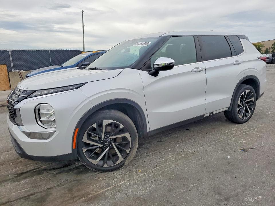 2022 MITSUBISHI OUTLANDER ES ES 2