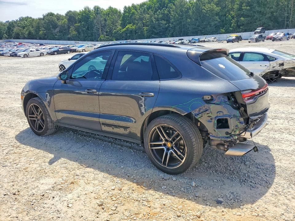 2021 PORSCHE MACAN 2