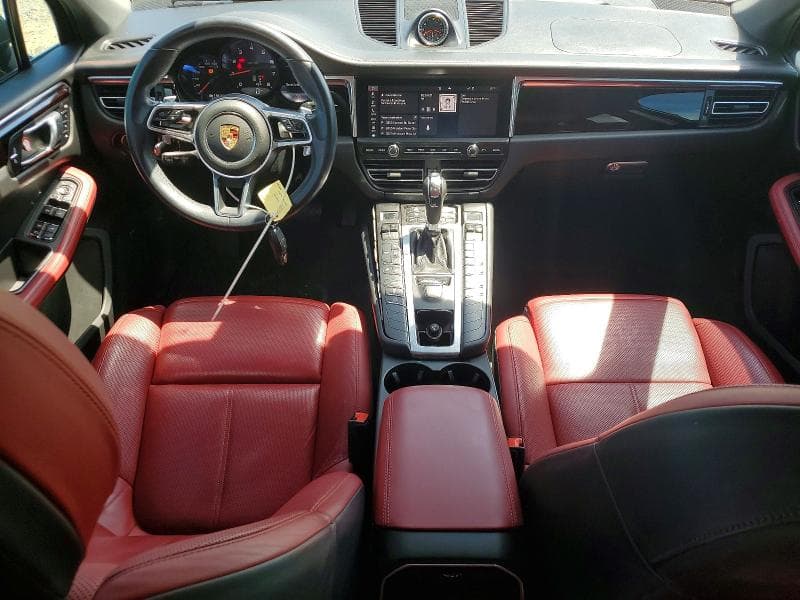 2021 PORSCHE MACAN 8