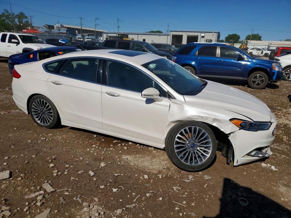 2017 FORD FUSION SE 4