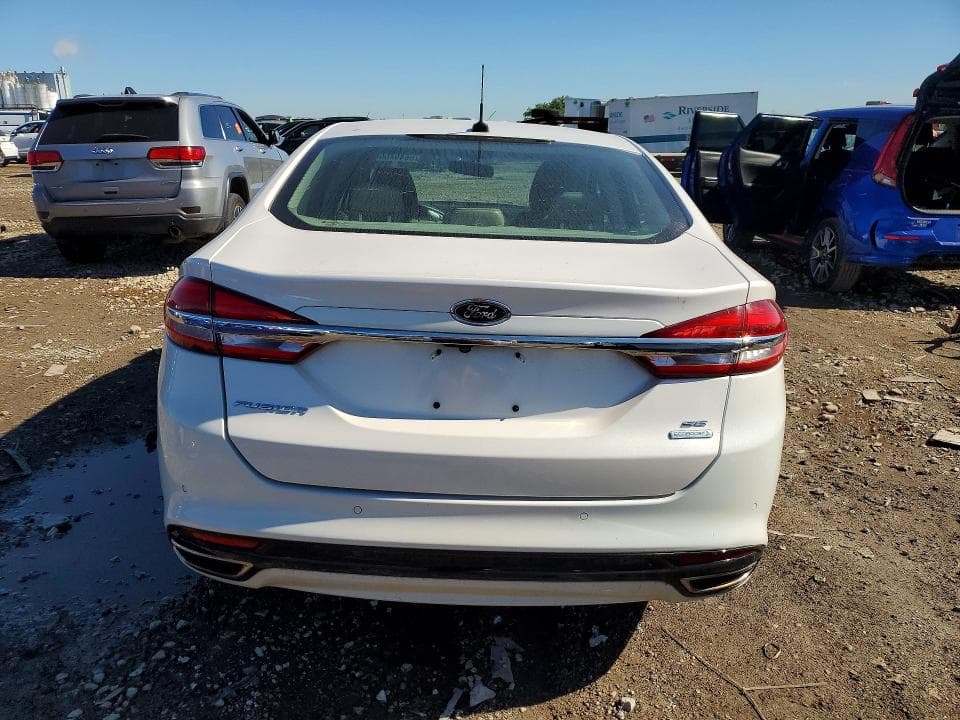 2017 FORD FUSION SE 6