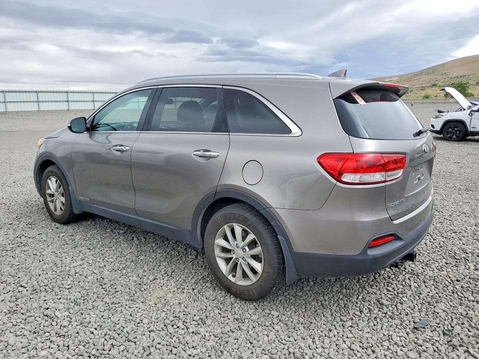 2018 KIA SORENTO LX V6 2