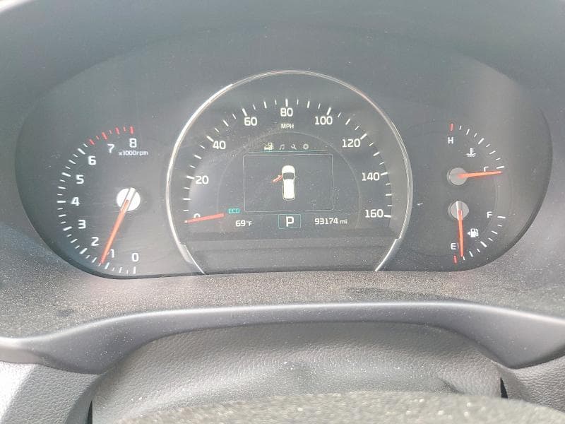 2018 KIA SORENTO LX V6 9
