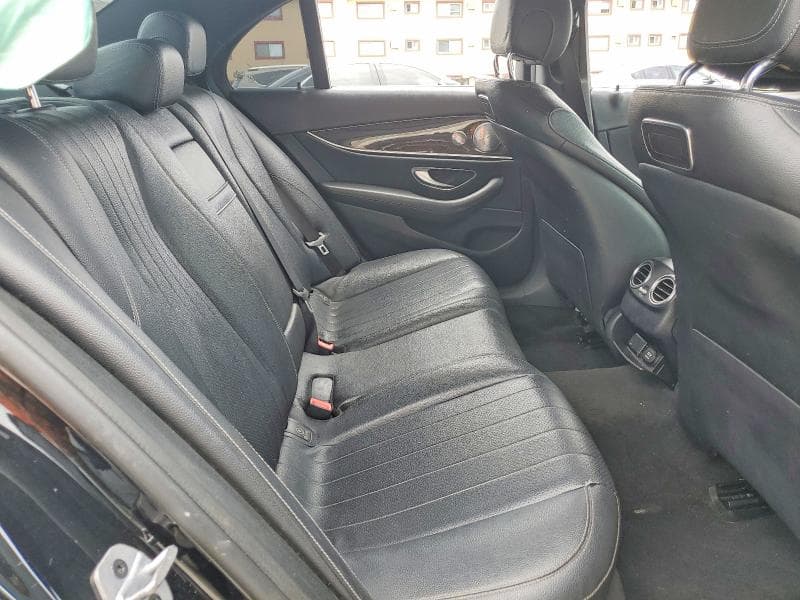 2019 MERCEDES-BENZ E 300 10