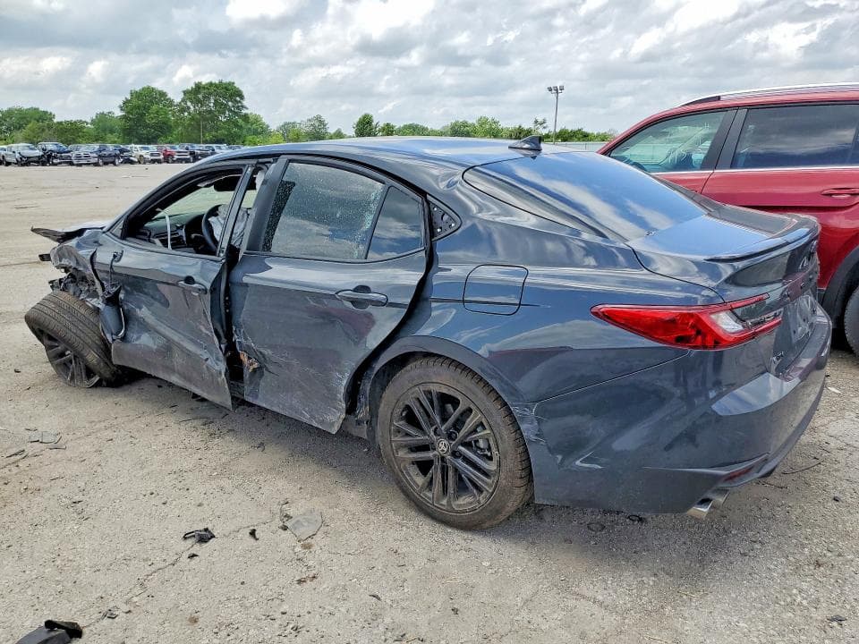 2026 TOYOTA CAMRY SE 2