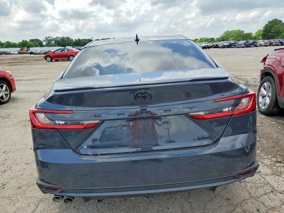 2026 TOYOTA CAMRY SE 6
