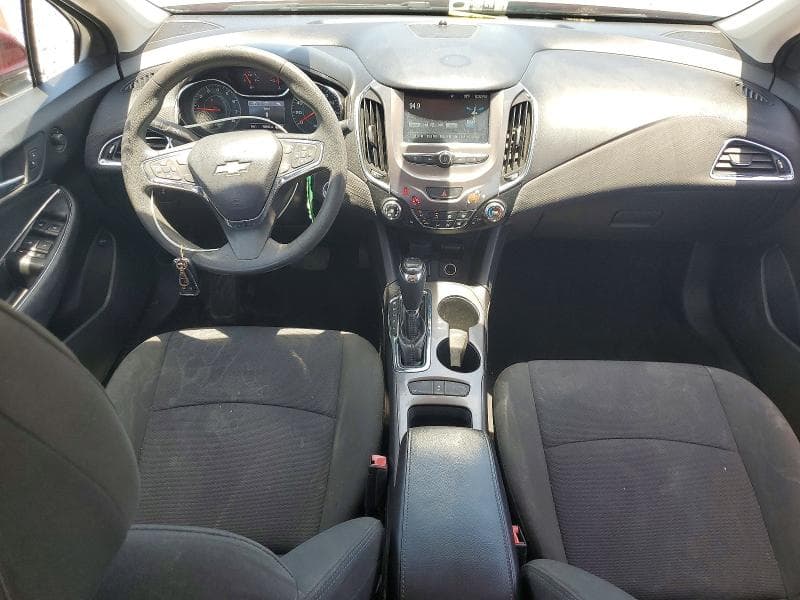 2017 CHEVROLET CRUZE LT 8