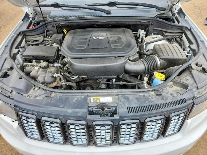 2017 JEEP GRAND CHEROKEE LAREDO 11