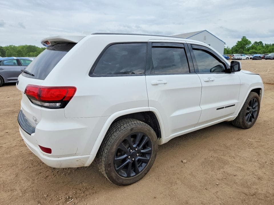 2017 JEEP GRAND CHEROKEE LAREDO 3