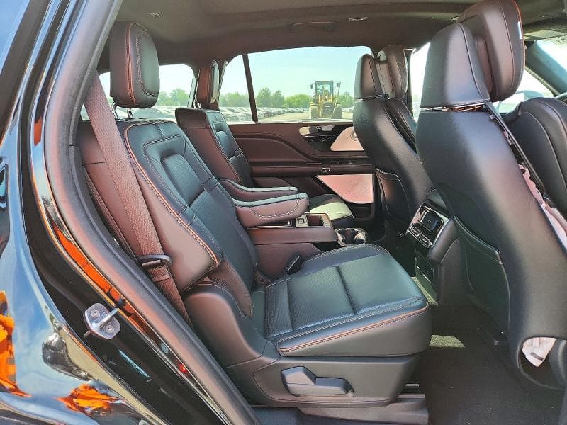 2025 LINCOLN AVIATOR BLACK LABEL 11