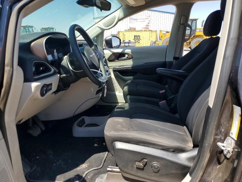 2023 CHRYSLER VOYAGER LX LX 7