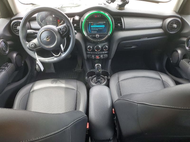 2021 MINI COOPER 8