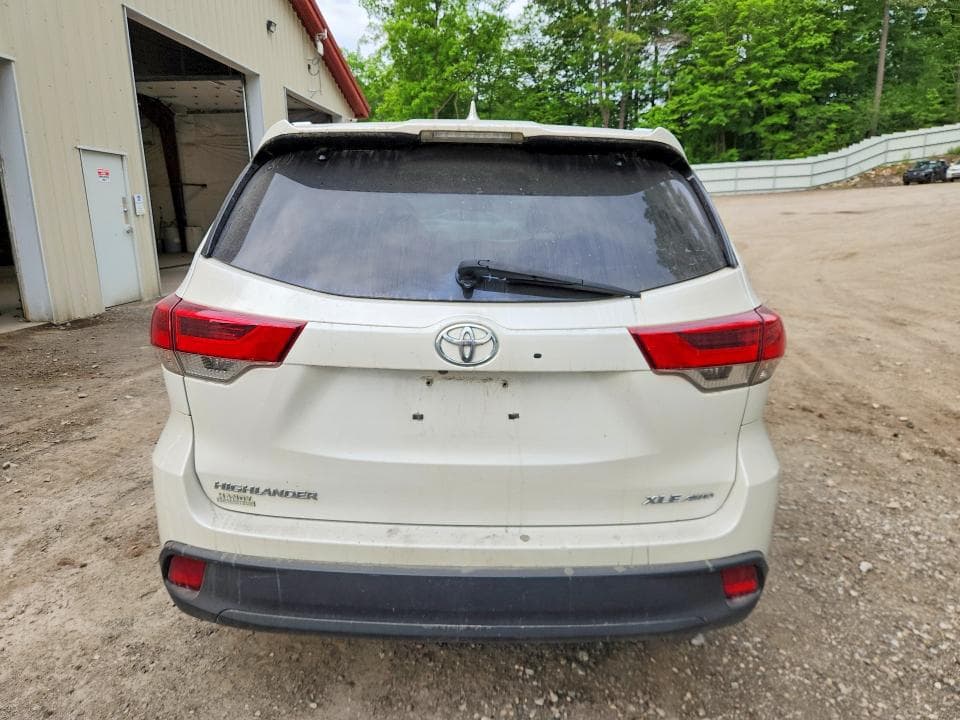 2019 TOYOTA HIGHLANDER XLE XLE 6