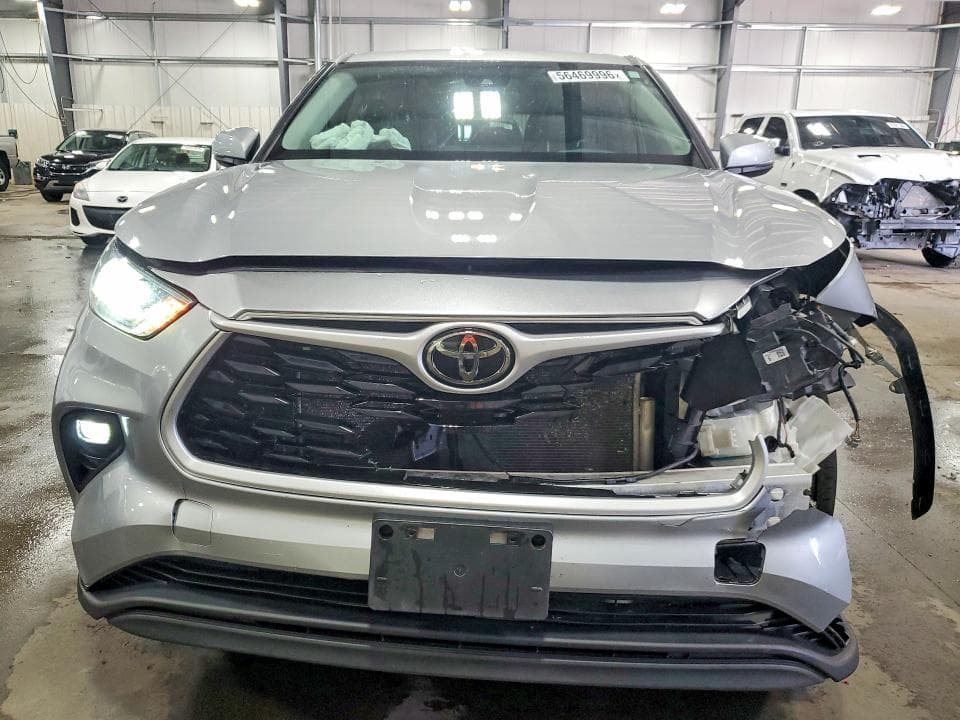 2022 TOYOTA HIGHLANDER LE LE 5