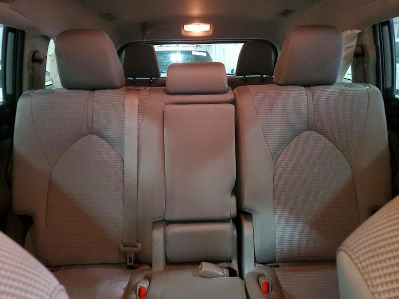 2022 TOYOTA HIGHLANDER LE LE 10