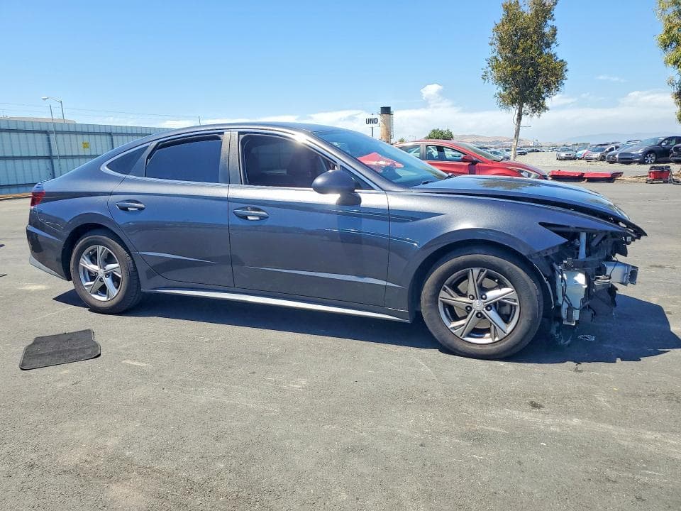 2020 HYUNDAI SONATA SE 4