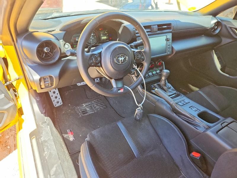 2026 TOYOTA GR 86 YUZU EDITION YUZU EDITION 8