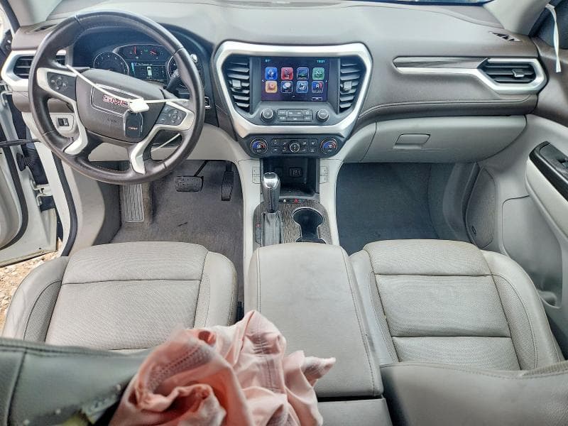 2017 GMC ACADIA SLT-1 8