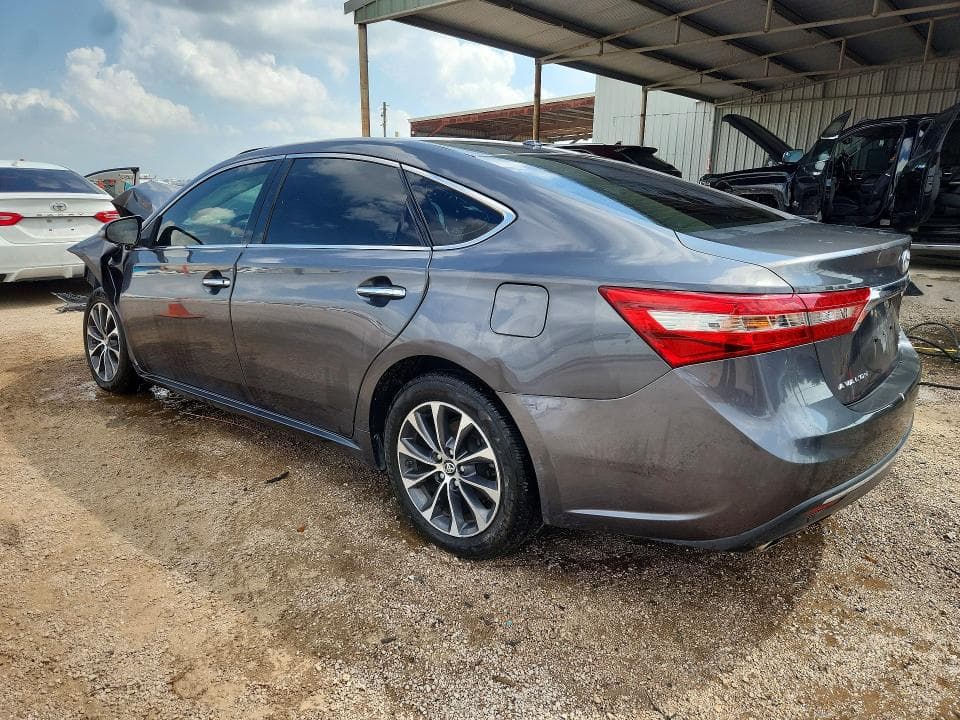 2018 TOYOTA AVALON XLE XLE 2