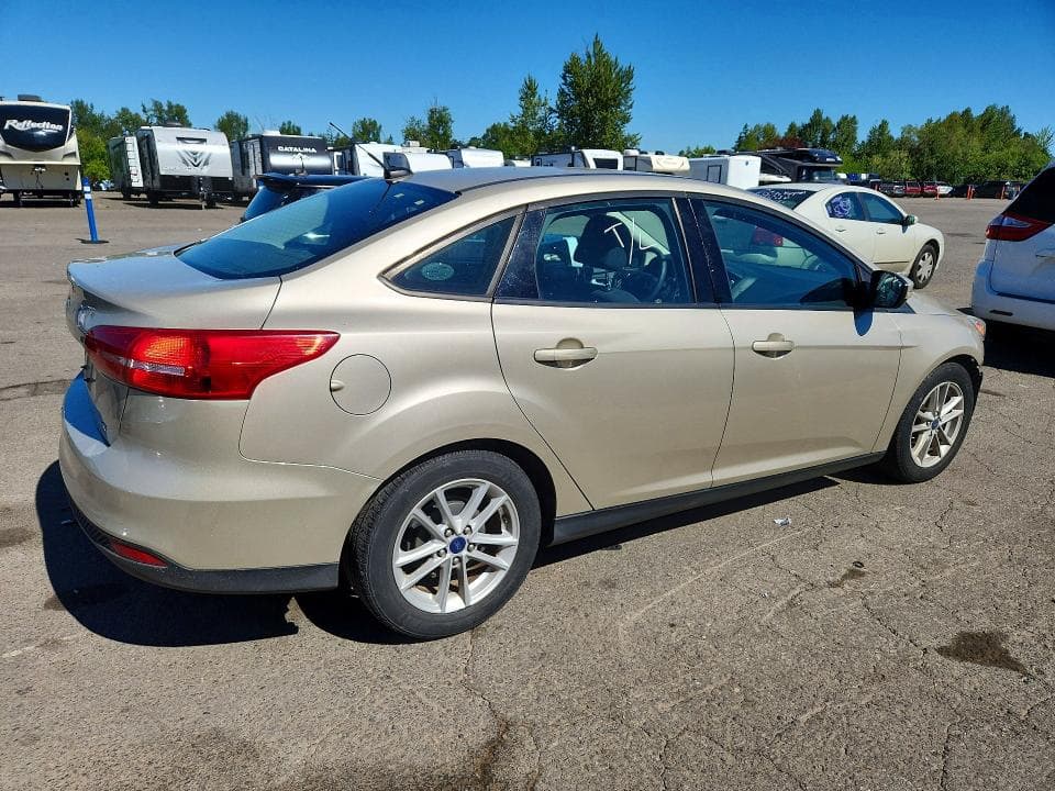 2017 FORD FOCUS SE 3
