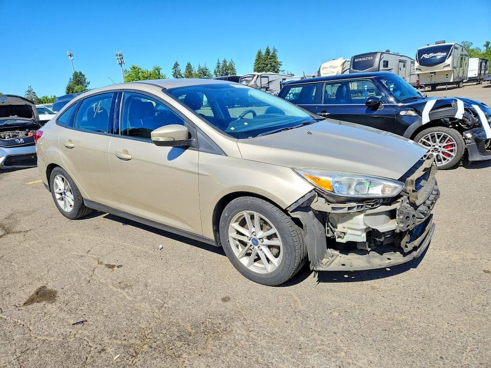 2017 FORD FOCUS SE 4