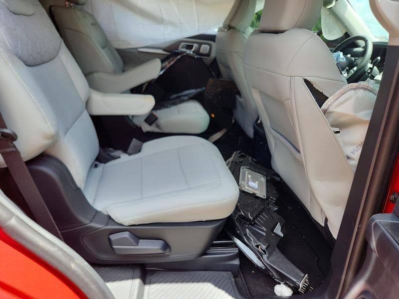 2025 FORD EXPLORER PLATINUM 11