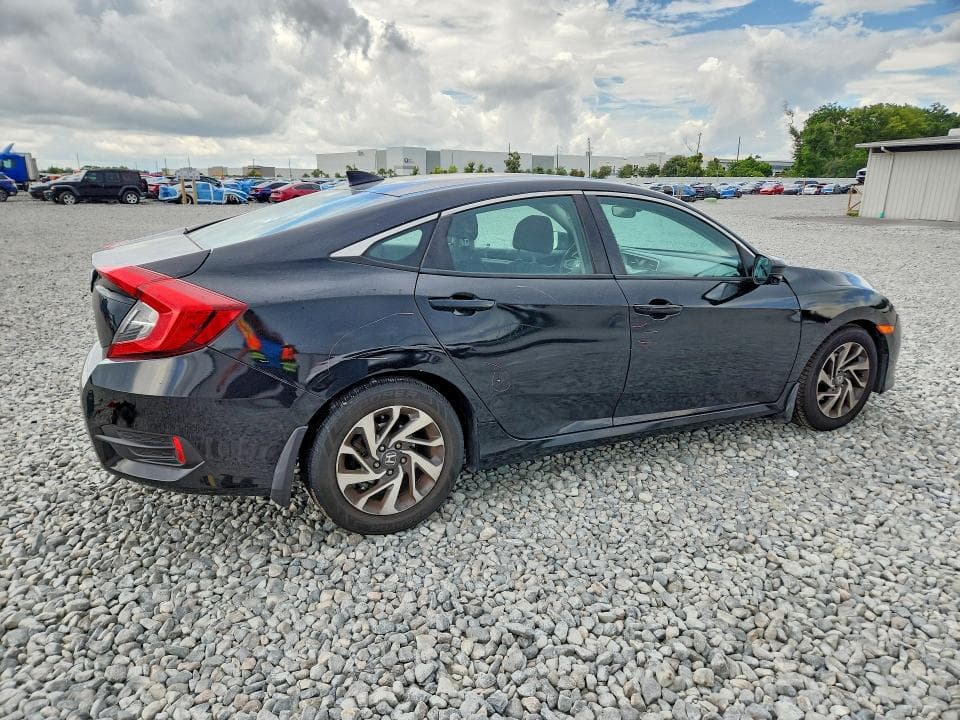 2017 HONDA CIVIC EX 3