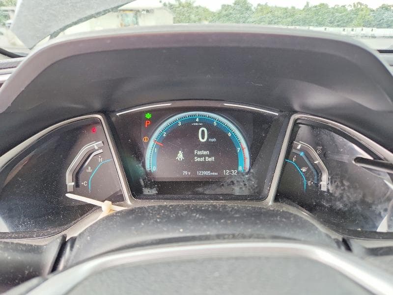 2017 HONDA CIVIC EX 9