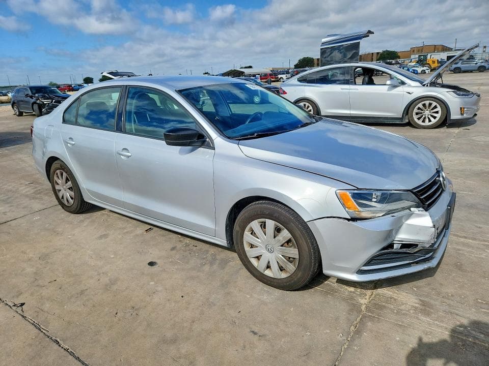2016 VOLKSWAGEN JETTA S S 4
