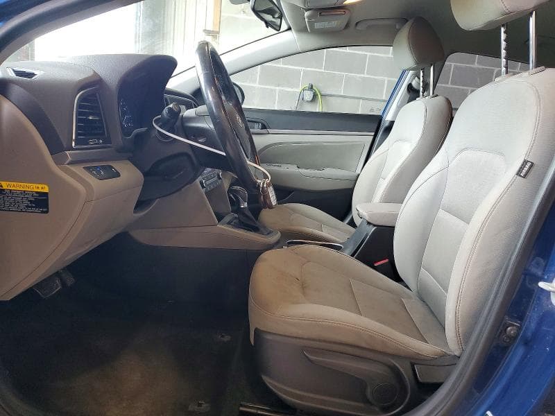 2017 HYUNDAI ELANTRA SE 7